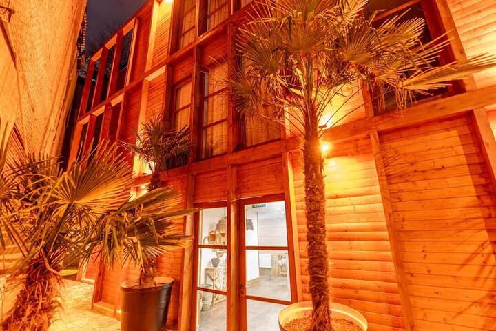 Hotel Exterior 36 of 42