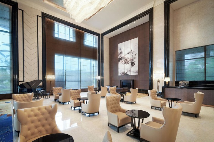Hotel Interior 4 of 71
