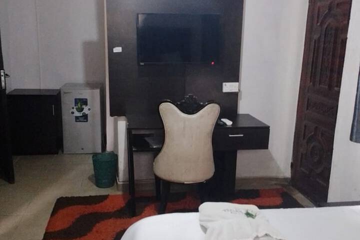 Room 7 of 15