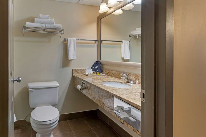 Room 20 of 28