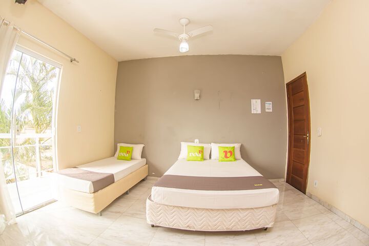 Room 9 of 40