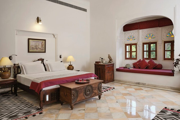 Room 8 of 23