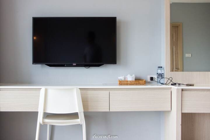Room 13 of 24