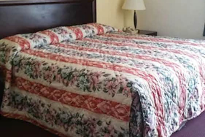 Standard | King Bed (2 of 11)