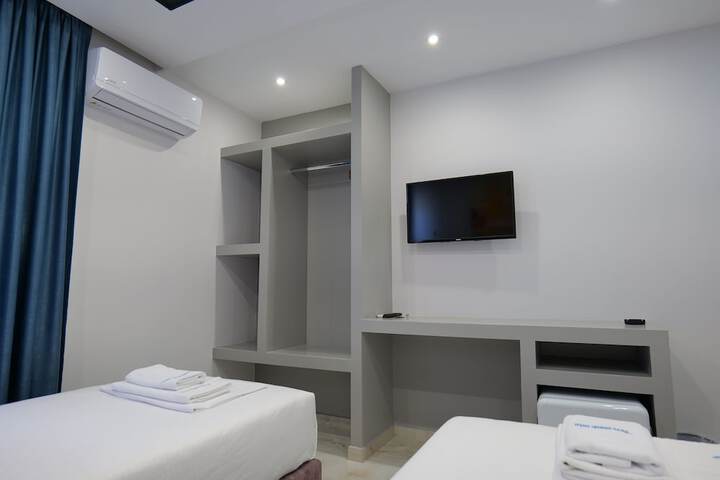 Room 63 of 95