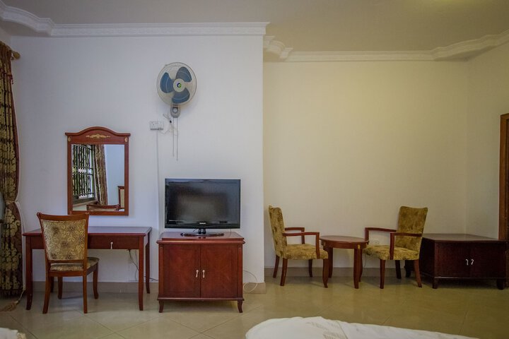 Room 15 of 52