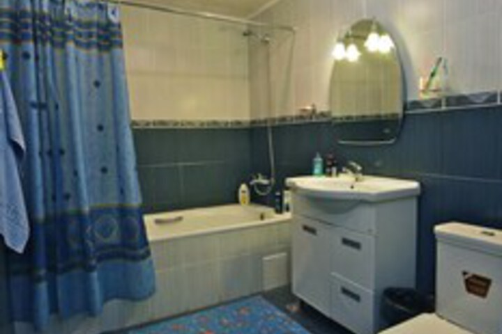 Room 5 of 27