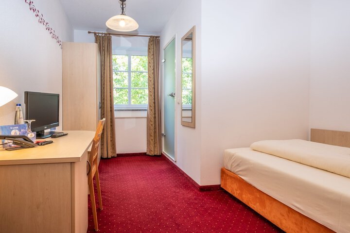 Room 19 of 55