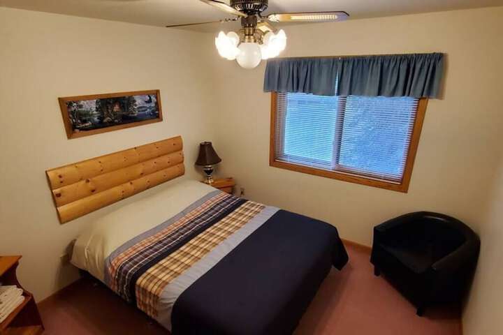 Room 14 of 195
