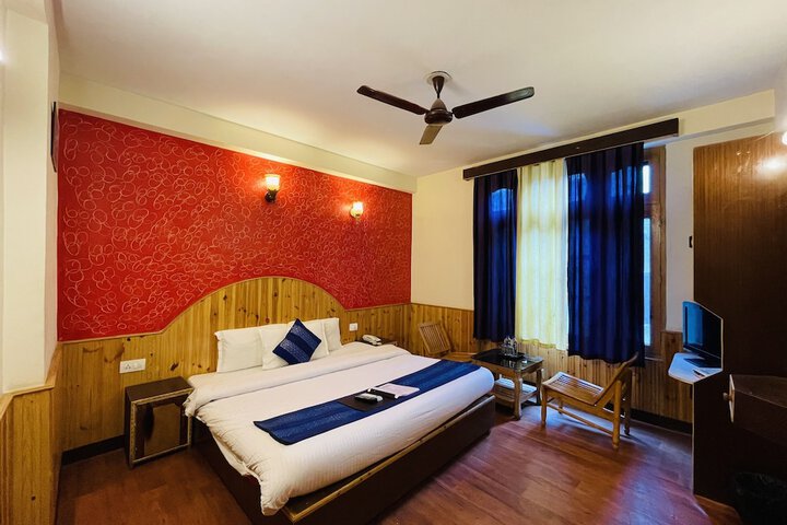 Room 34 of 59