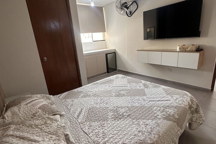 Room 27 of 58