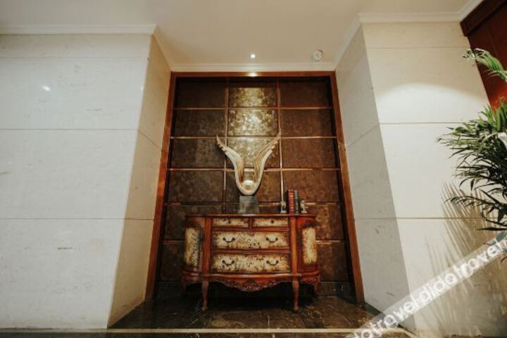 Hotel Interior 7 of 34