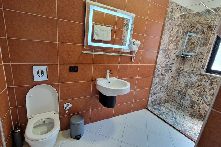 Room 40 of 65