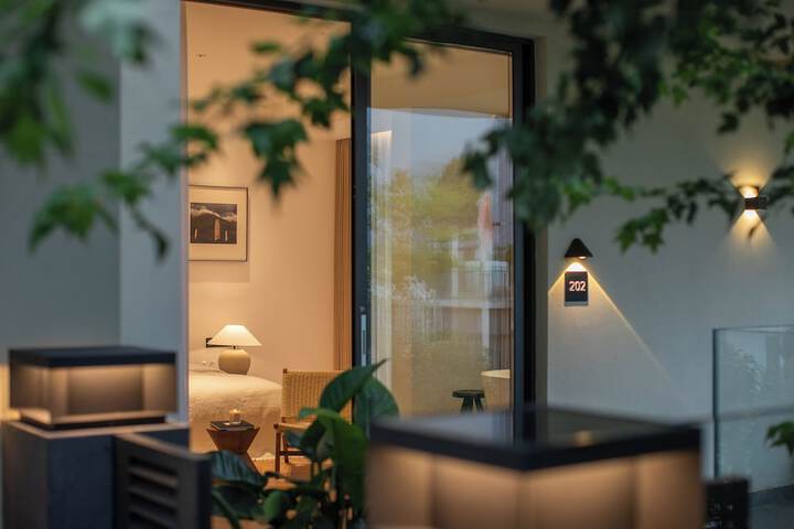 Room 126 of 288