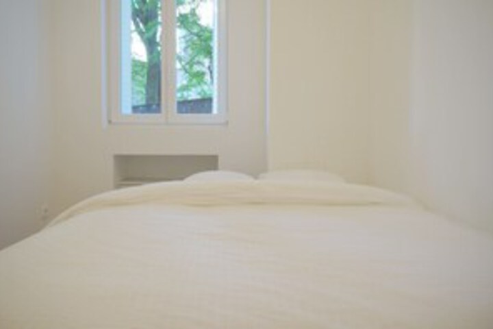 Room 15 of 15