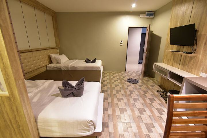 Room 50 of 92
