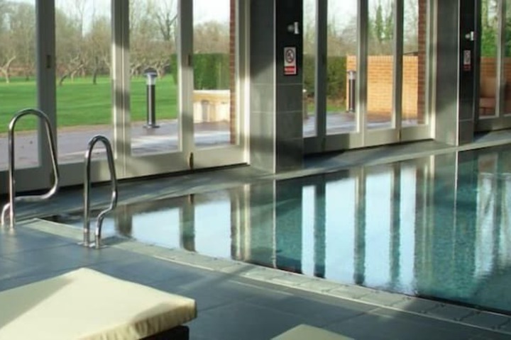 Pool 15 of 41