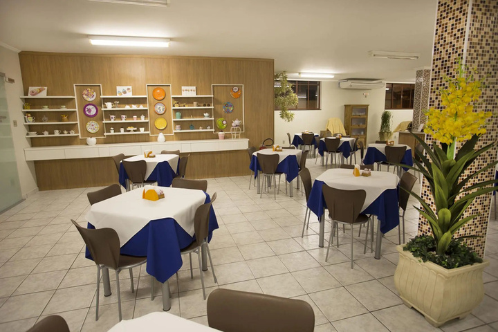 Dining 10 of 10
