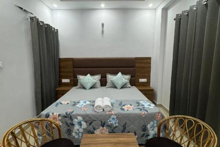Hotel Yog Vriksh
