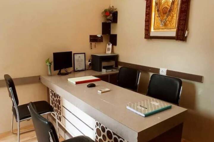 Glow Inn HomeStay