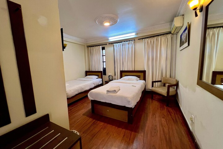 Room 15 of 51