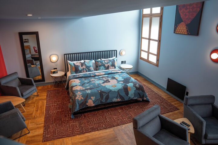Room 7 of 50
