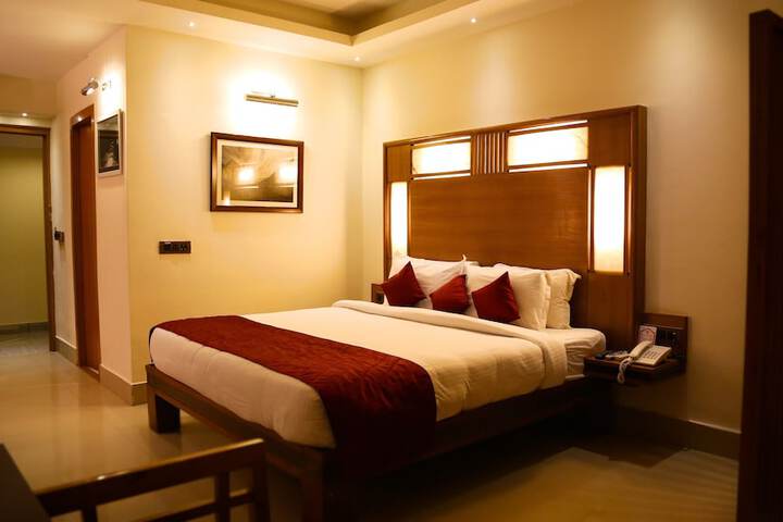 Room 14 of 19