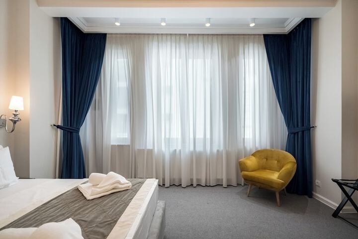 Room 40 of 208