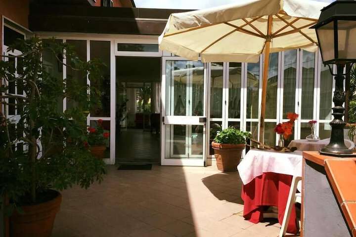 Terrace/Patio 24 of 28