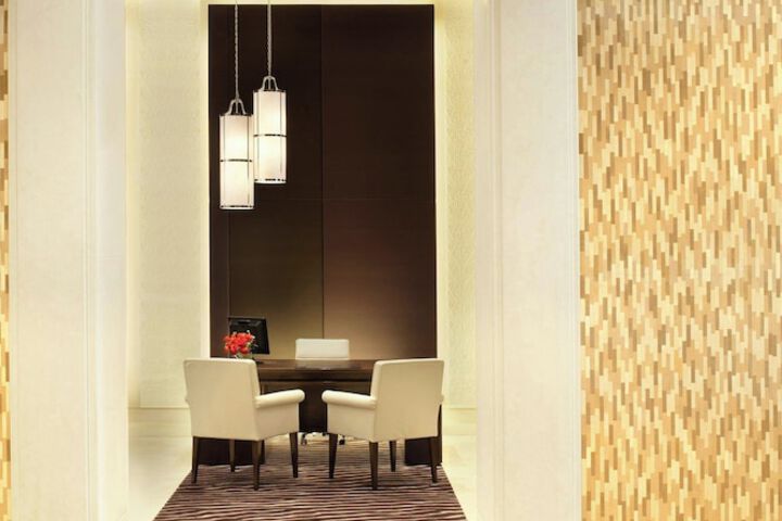Hotel Interior 8 of 207