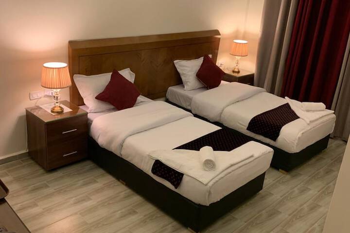 Room 35 of 65