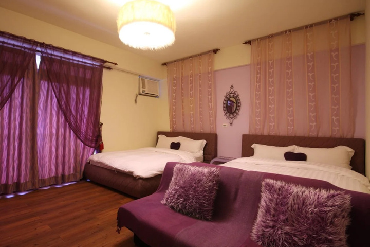 guest_rooms