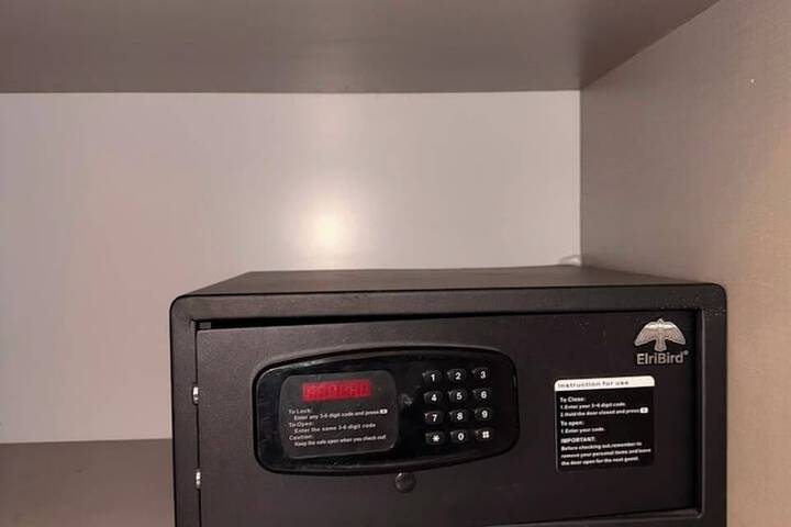 Room 19 of 144