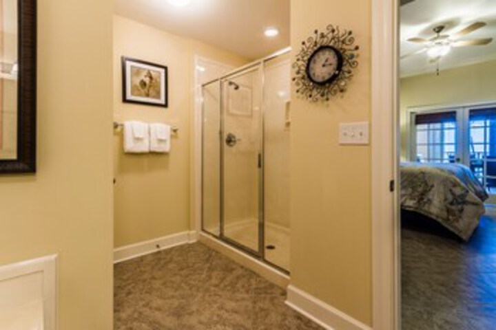 Room 15 of 85