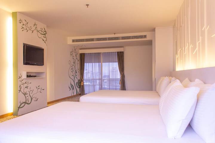 Room 15 of 67