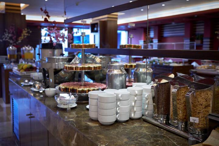 Breakfast/Coffee Service 61 of 85