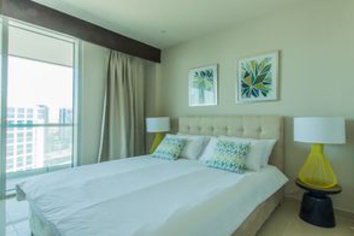 Room 5 of 10