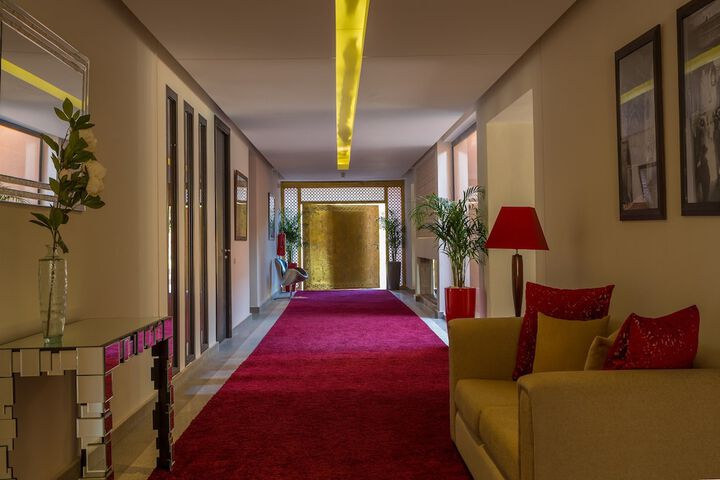 Hotel 4 of 73