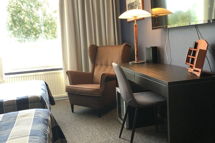 Room 15 of 31