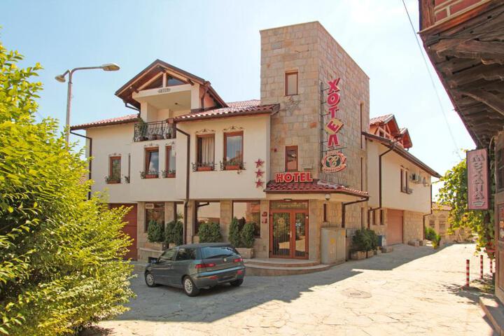 Photo of Family Hotel Silvestar