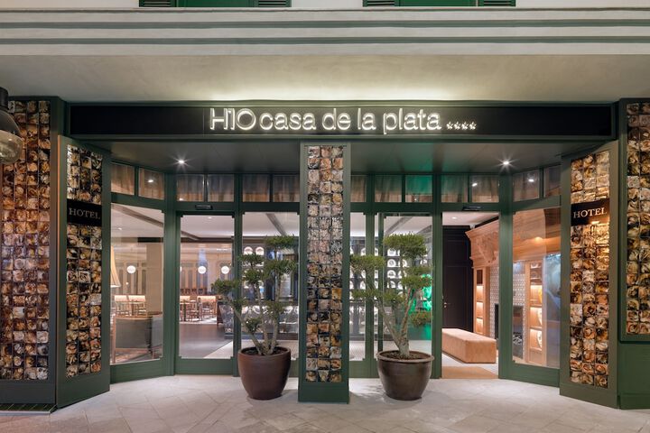 Hotel 63 of 70