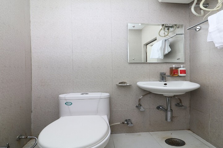 Room 14 of 14