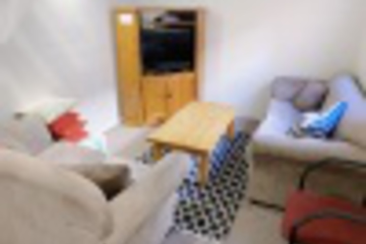 Room 100 of 216