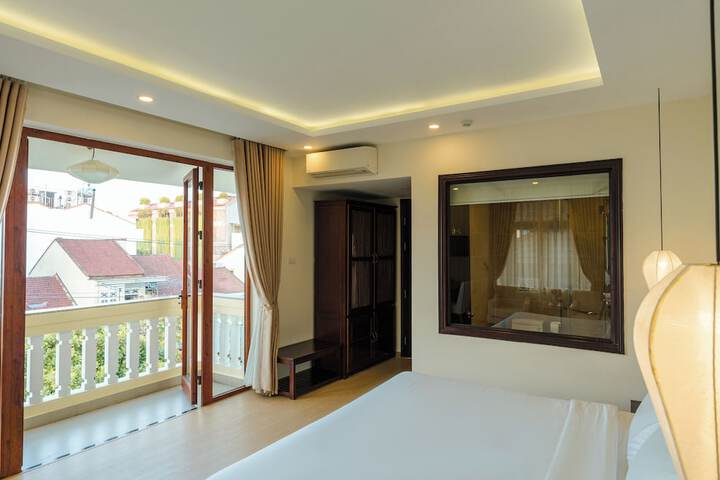 Room 14 of 73
