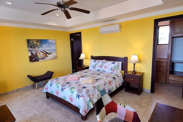 Room 14 of 125