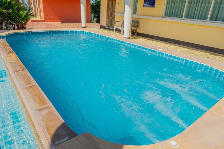 Pool 81 of 135