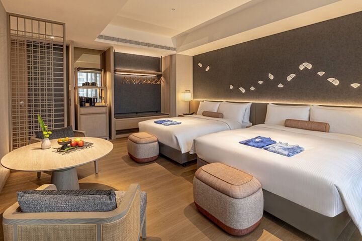 Room 8 of 31