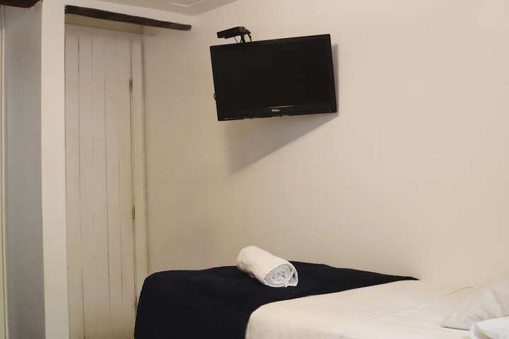 Room 59 of 75