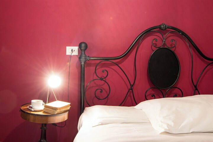 Room 5 of 46