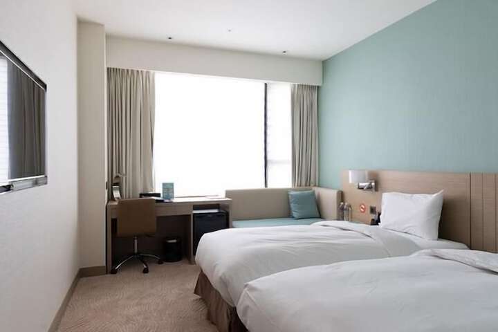 Room 19 of 44